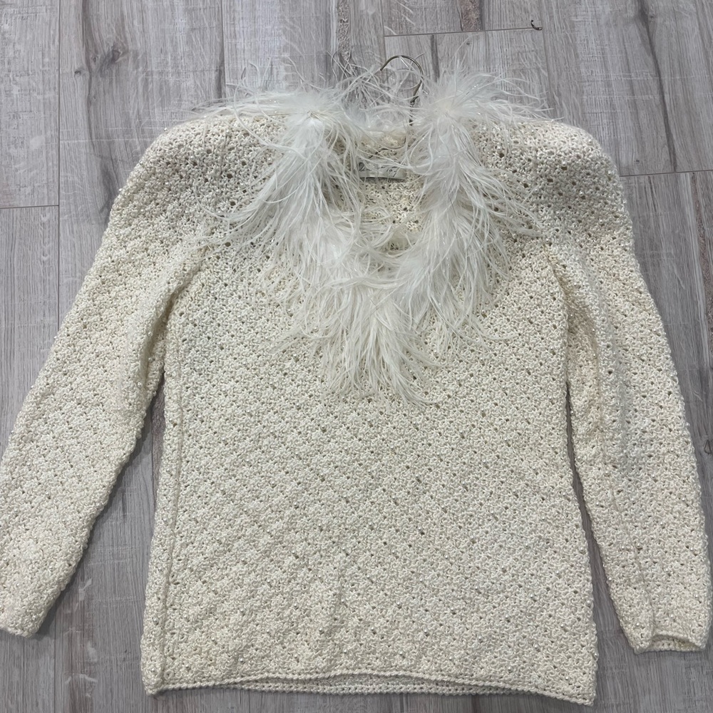 "Vivienne Tay" Vintage Pearl feather sweater Sz M